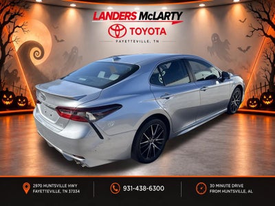 2024 Toyota Camry SE