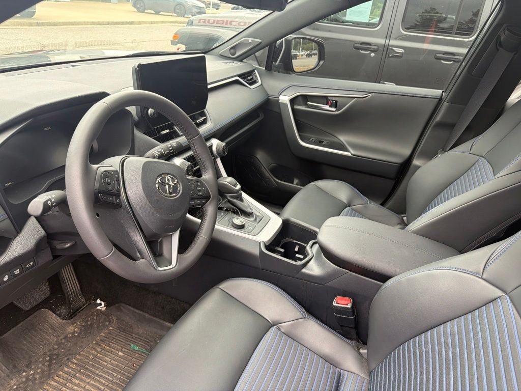 2025 Toyota RAV4 Hybrid XSE