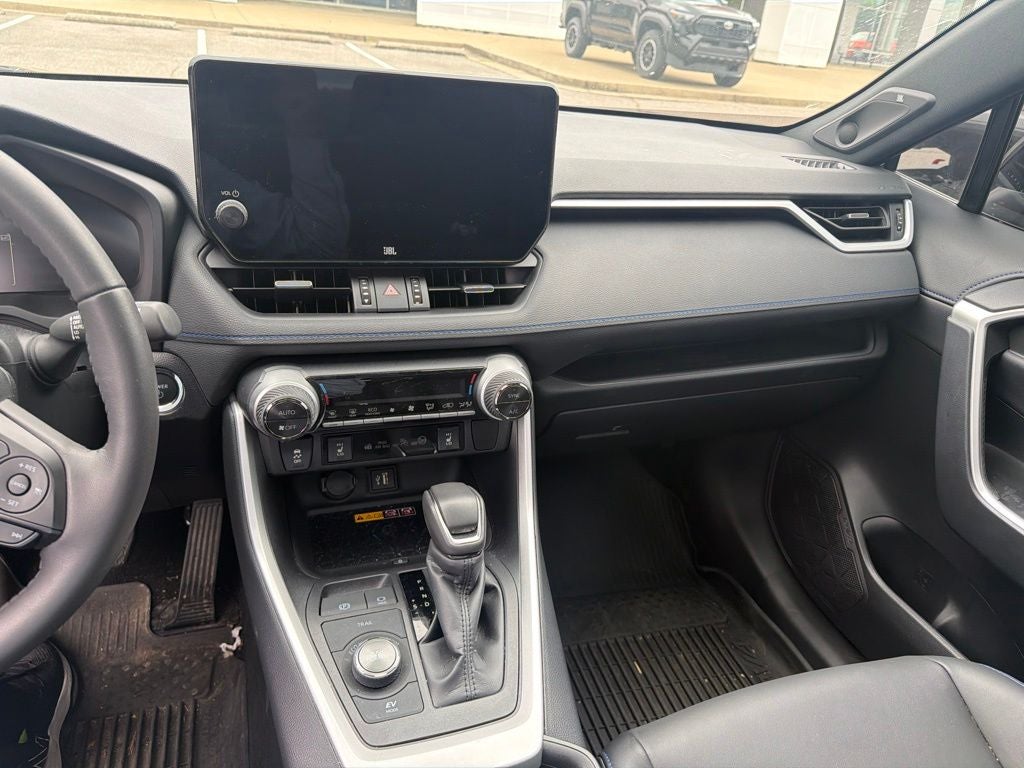 2025 Toyota RAV4 Hybrid XSE