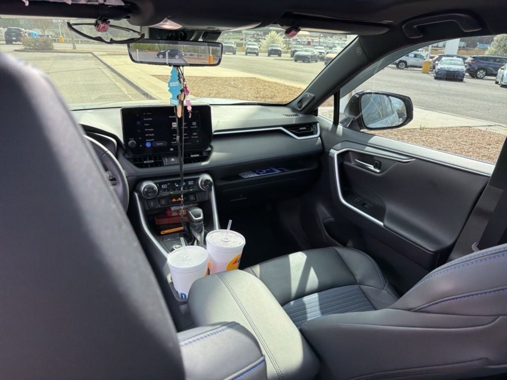 2025 Toyota RAV4 Hybrid XSE