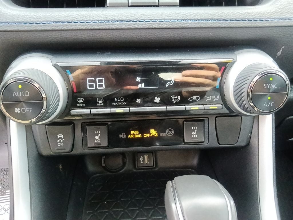 2023 Toyota RAV4 Hybrid XSE