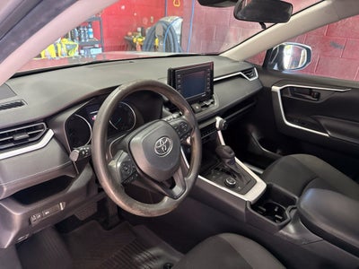 2022 Toyota RAV4 Hybrid LE