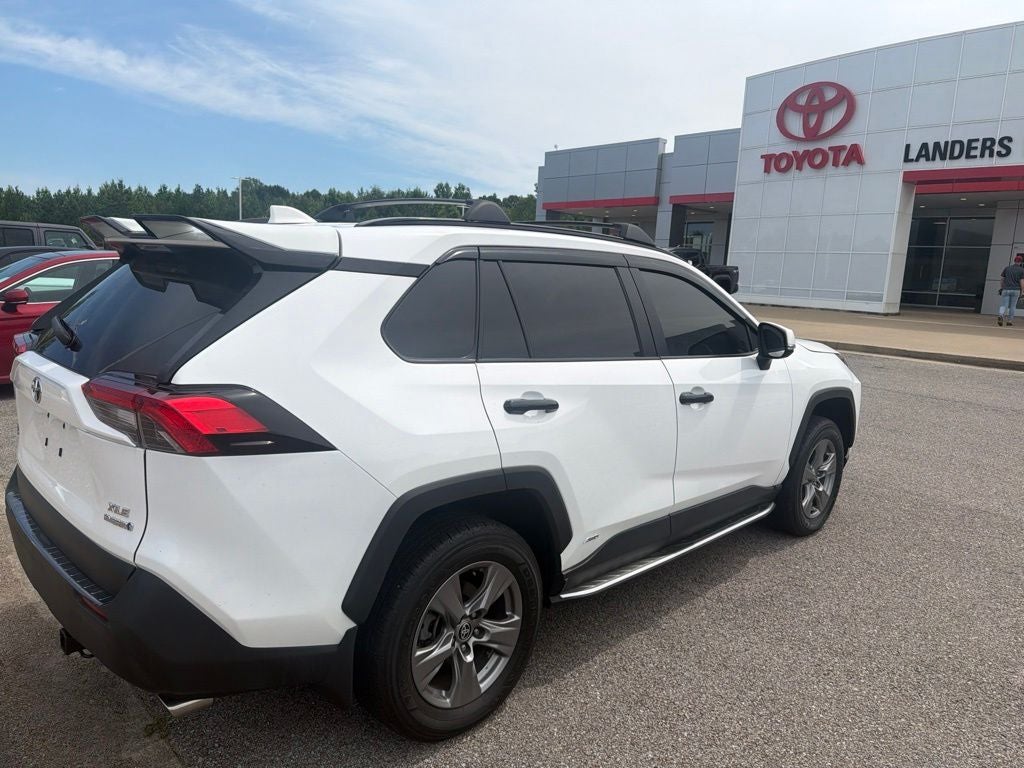 2024 Toyota RAV4 Hybrid XLE