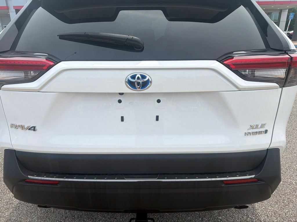 2024 Toyota RAV4 Hybrid XLE