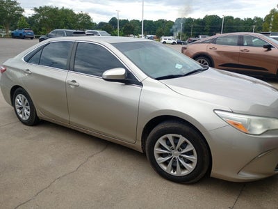 2016 Toyota Camry LE