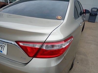 2016 Toyota Camry LE