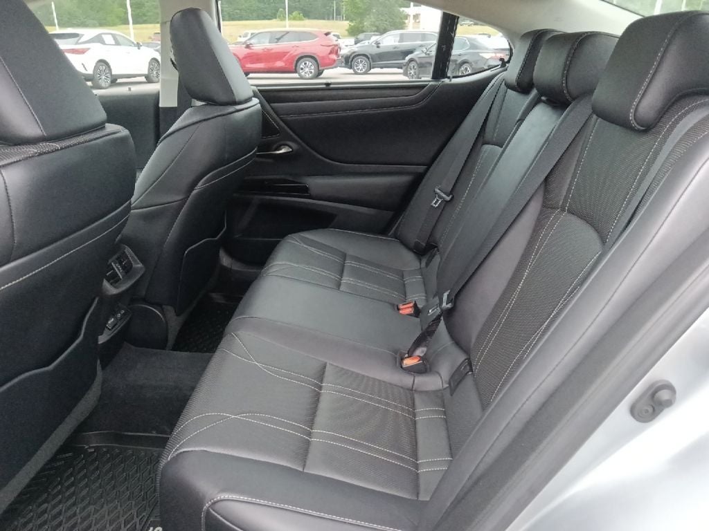 2022 Lexus ES 350 Ultra Luxury