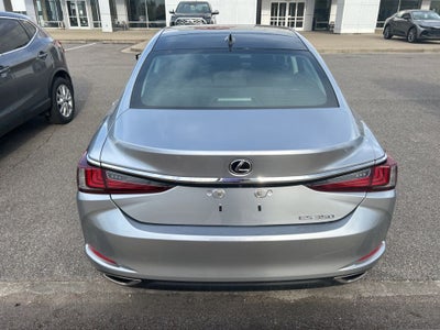 2022 Lexus ES 350 Ultra Luxury