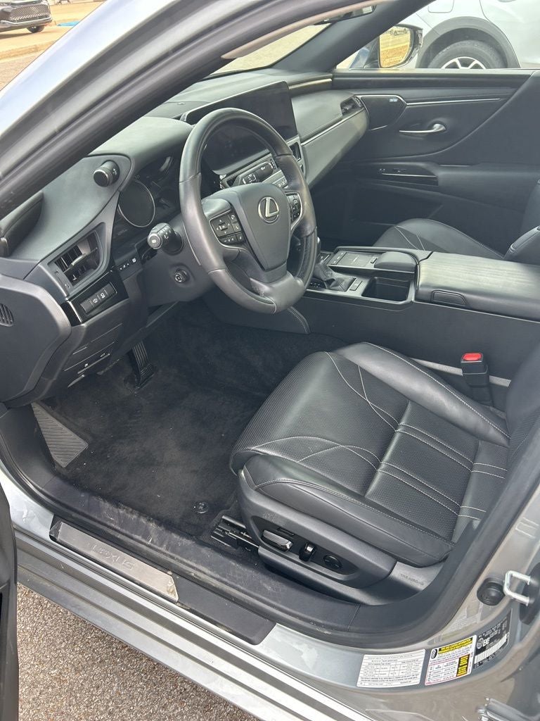 2022 Lexus ES 350 Ultra Luxury