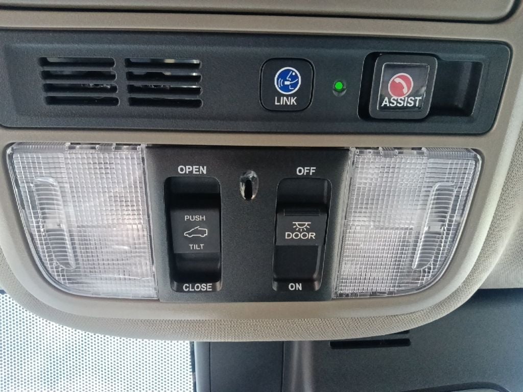 2022 Honda Pilot Touring 7 Passenger