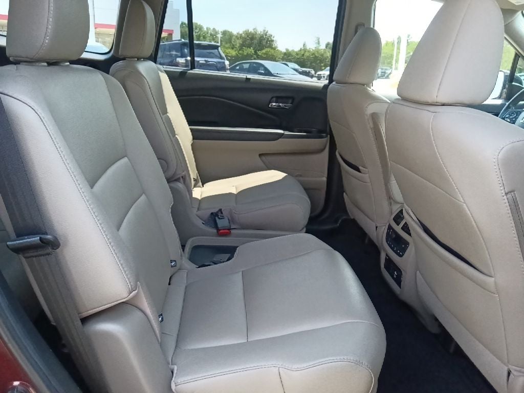 2022 Honda Pilot Touring 7 Passenger