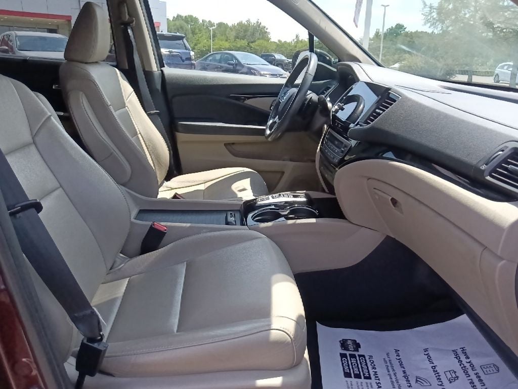 2022 Honda Pilot Touring 7 Passenger