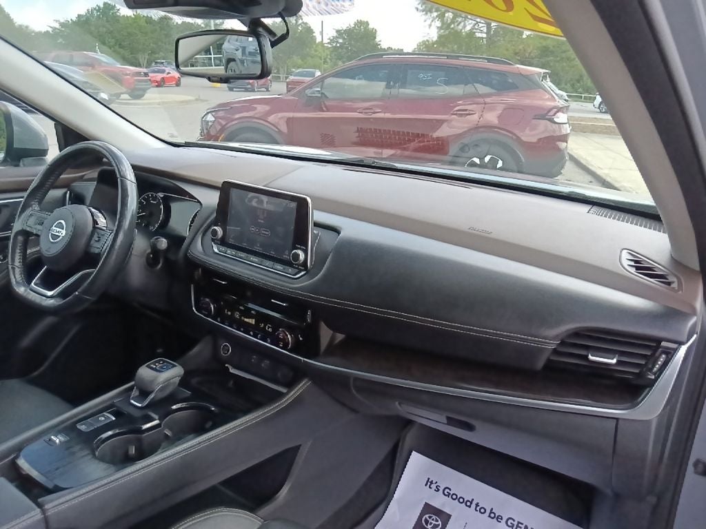 2021 Nissan Rogue SL
