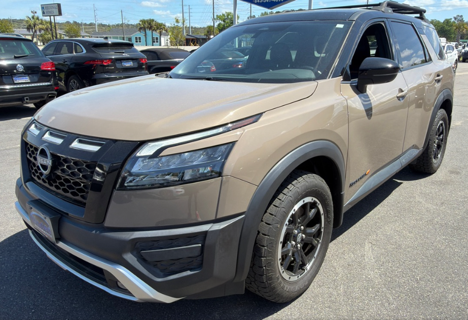 2023 Nissan Pathfinder Rock Creek