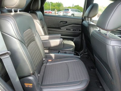 2023 Nissan Pathfinder Rock Creek