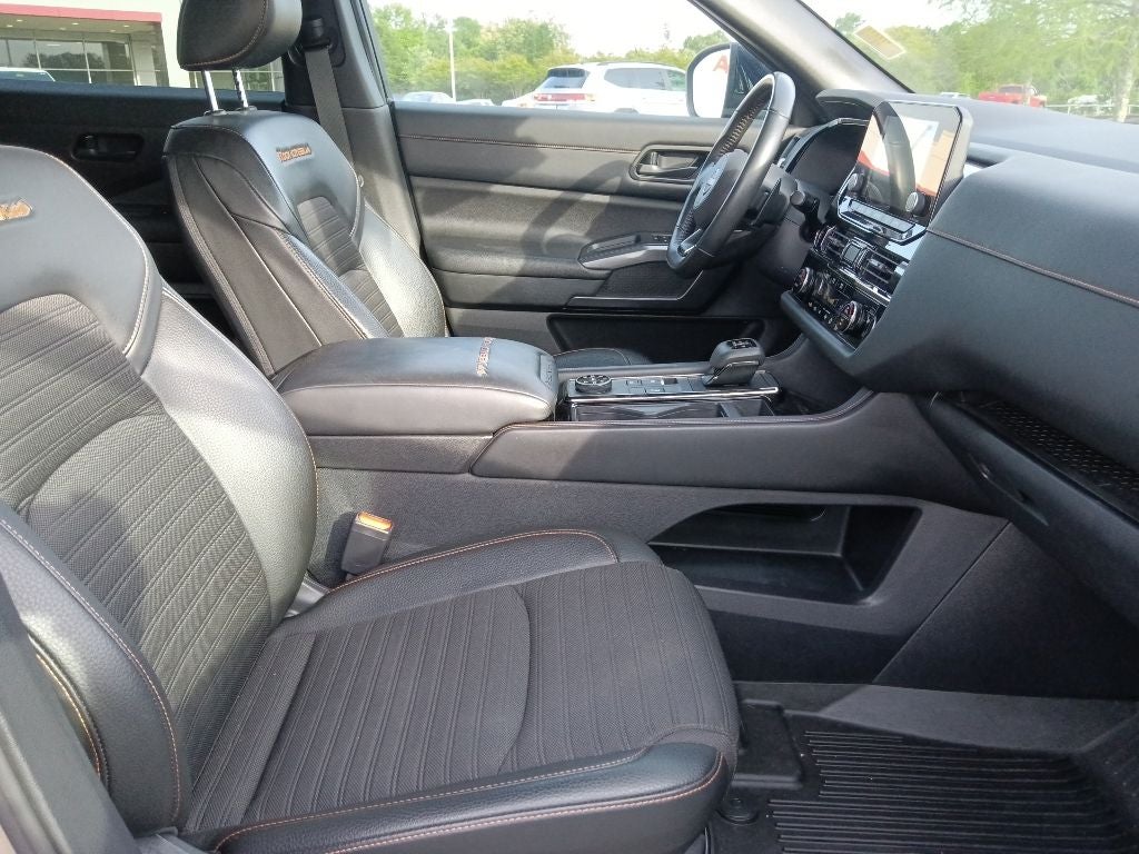 2023 Nissan Pathfinder Rock Creek