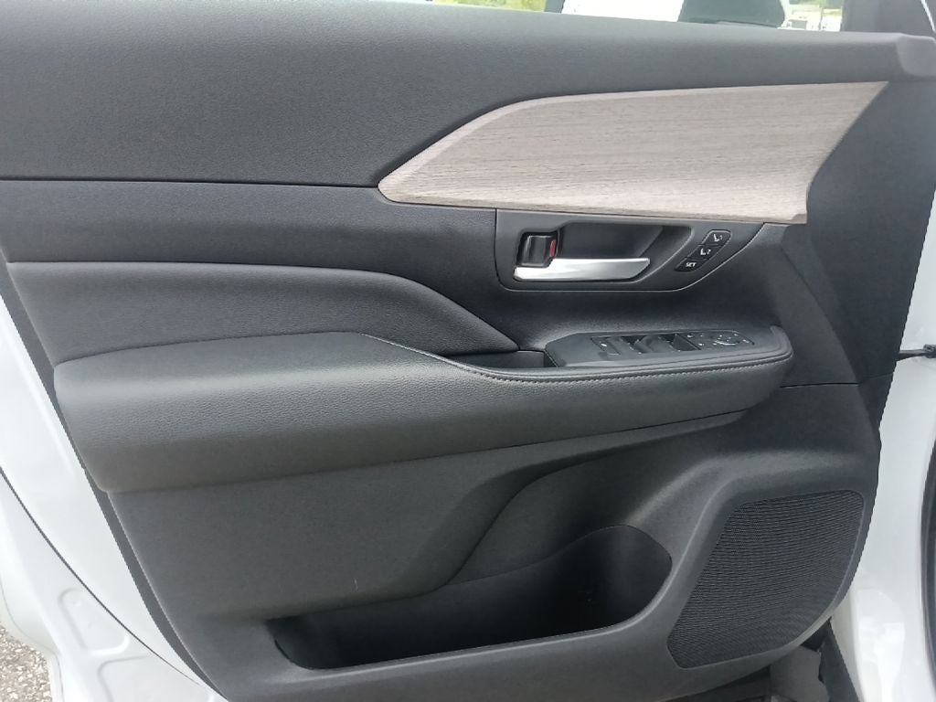 2025 Toyota Grand Highlander Platinum