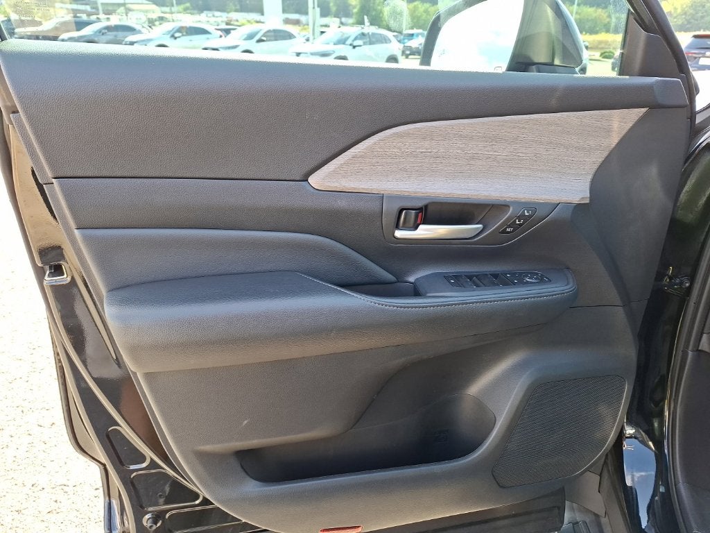 2025 Toyota Grand Highlander Platinum