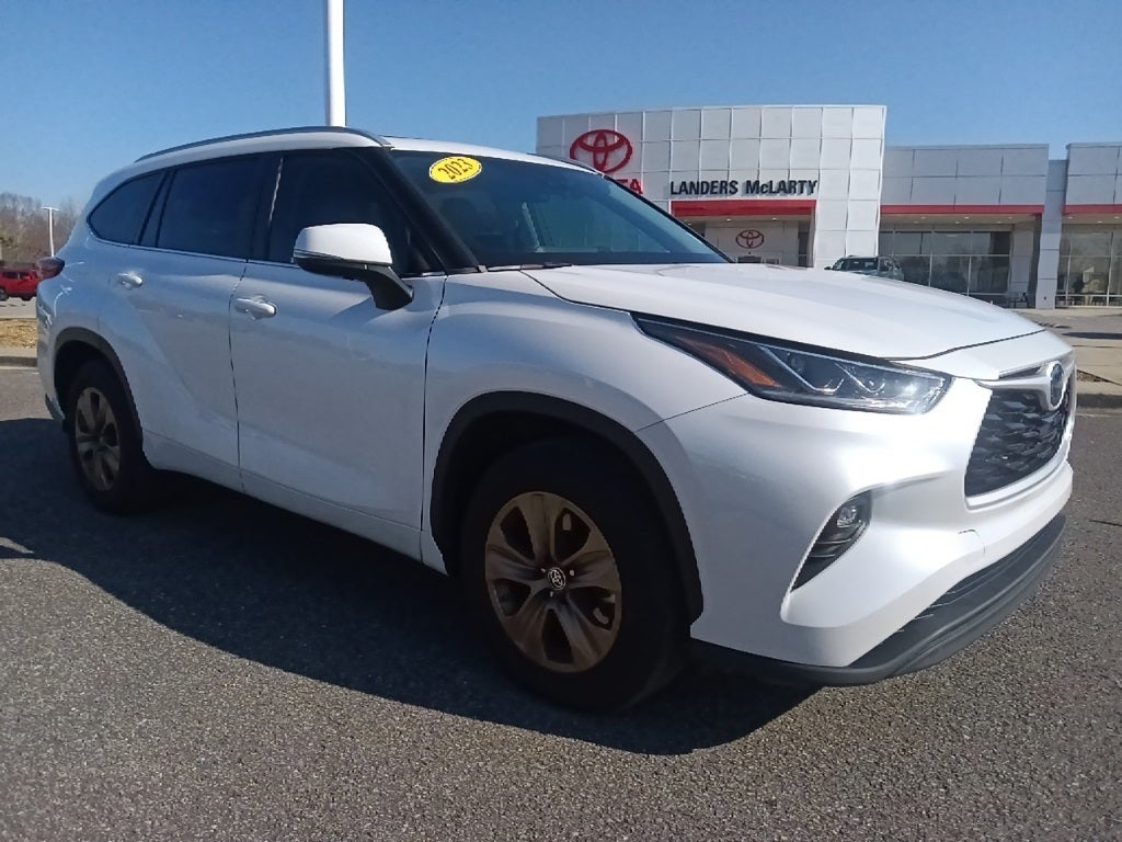 2023 Toyota Highlander Hybrid Bronze Edition