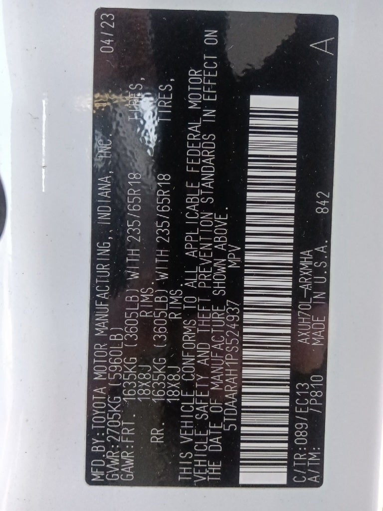 2023 Toyota Highlander Hybrid Bronze Edition