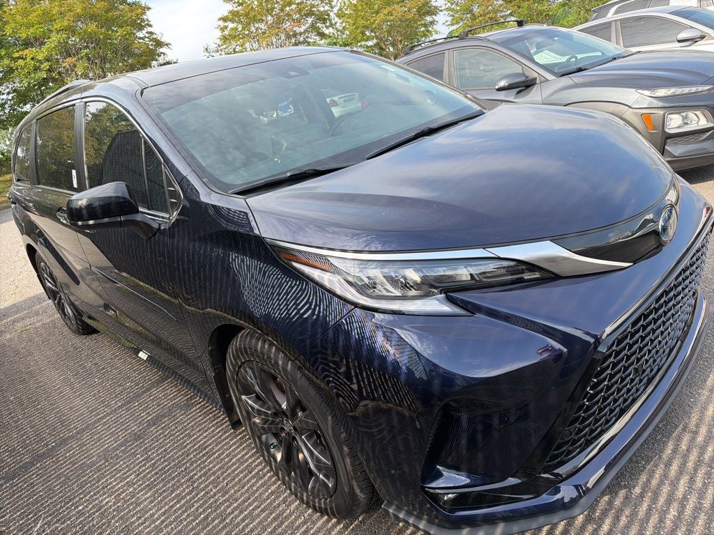 2023 Toyota Sienna XSE 7 Passenger