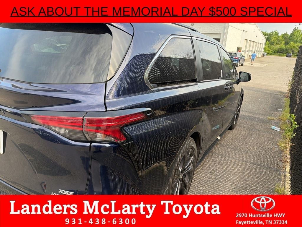2023 Toyota Sienna XSE 7 Passenger