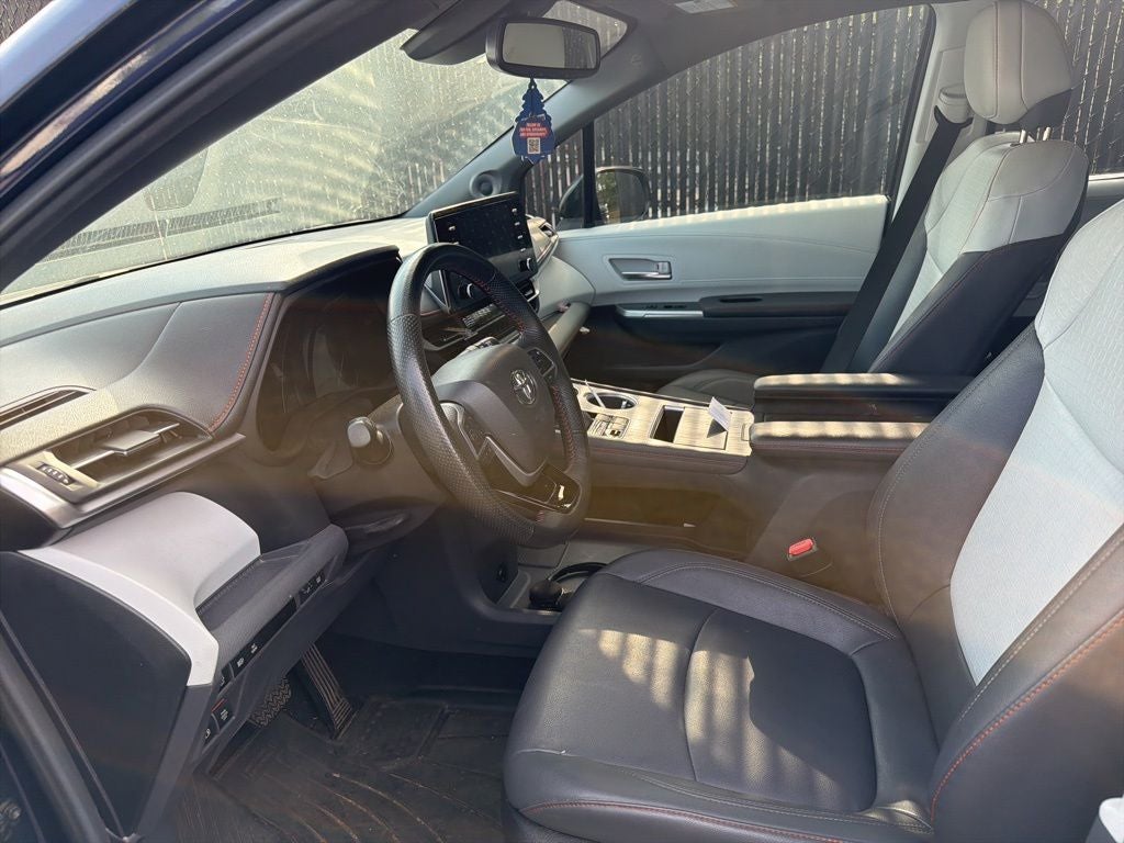 2023 Toyota Sienna XSE 7 Passenger