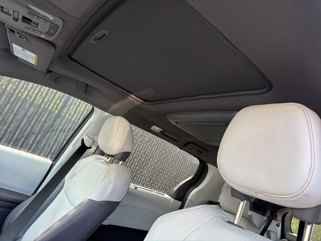 2023 Toyota Sienna XSE 7 Passenger