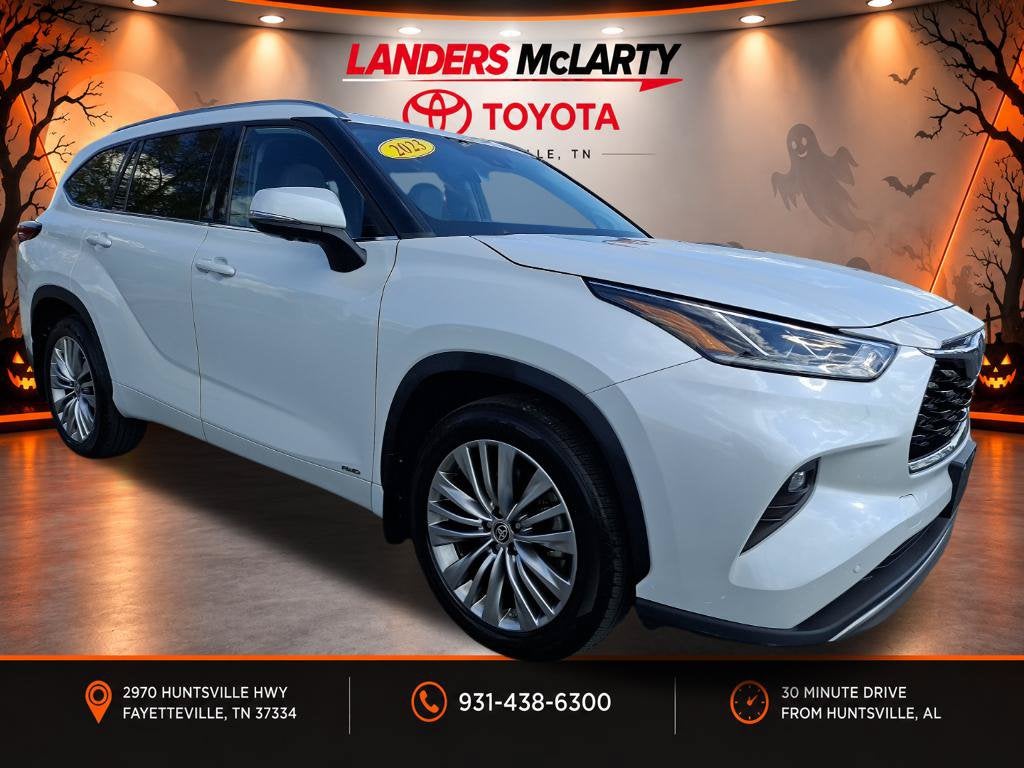 2023 Toyota Highlander Hybrid Platinum