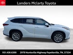 2023 Toyota Highlander Hybrid Platinum
