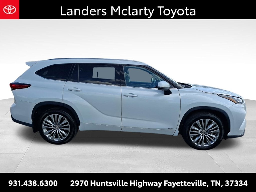 2023 Toyota Highlander Hybrid Platinum