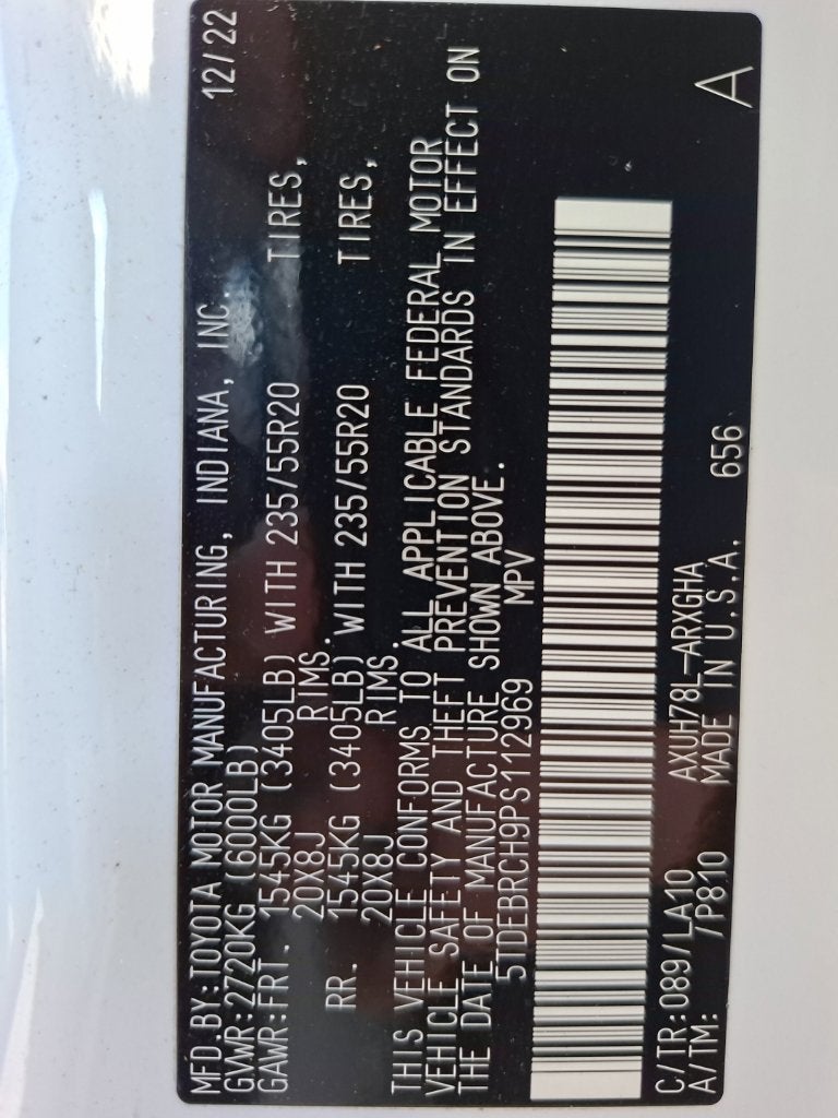 2023 Toyota Highlander Hybrid Platinum