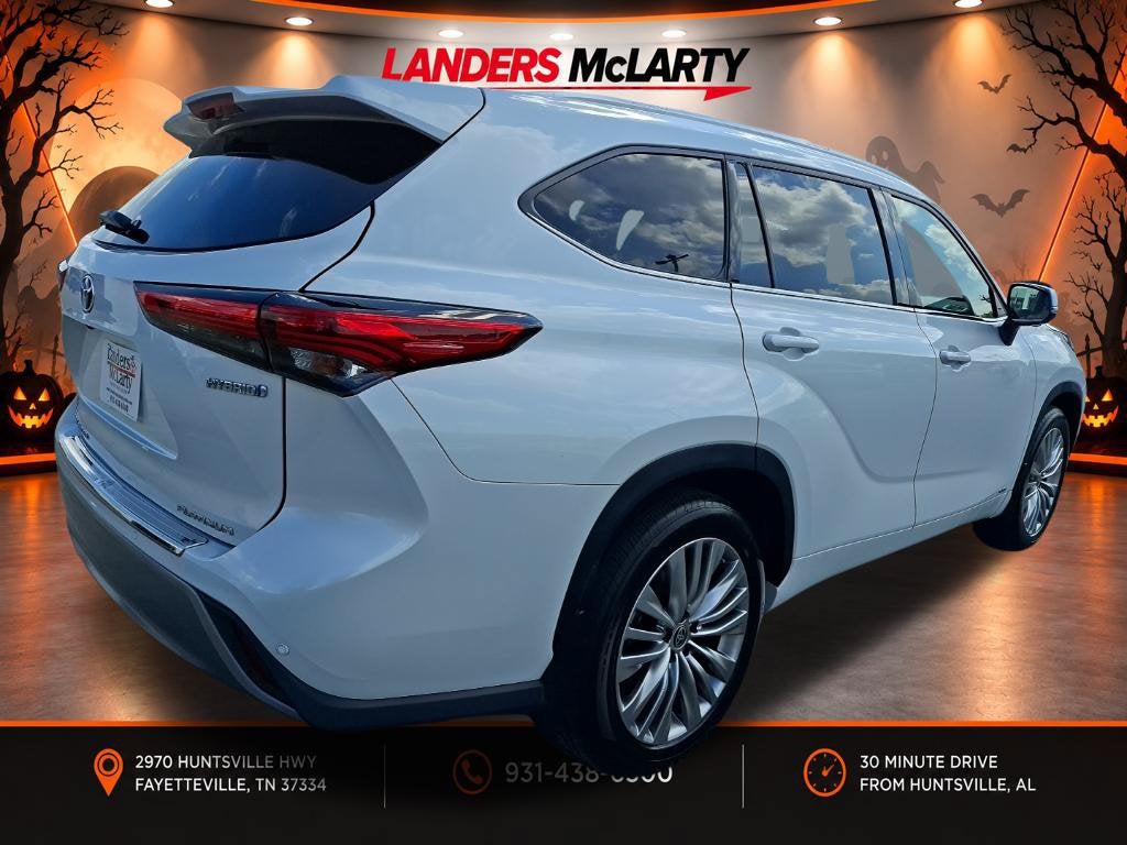 2023 Toyota Highlander Hybrid Platinum