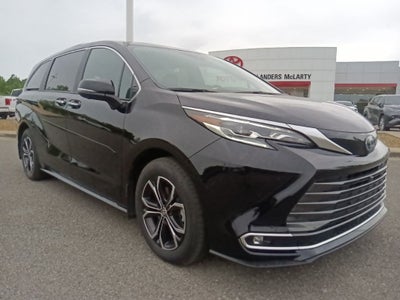 2025 Toyota Sienna Platinum 7 Passenger
