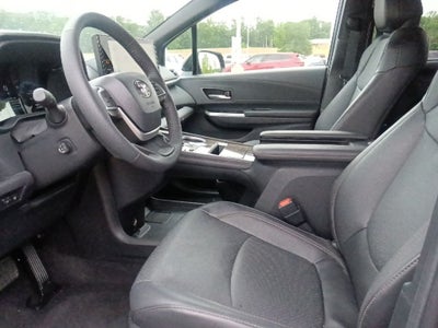 2025 Toyota Sienna Platinum 7 Passenger
