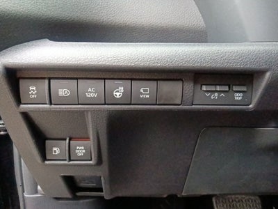 2025 Toyota Sienna Platinum 7 Passenger