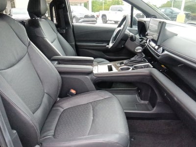 2025 Toyota Sienna Platinum 7 Passenger