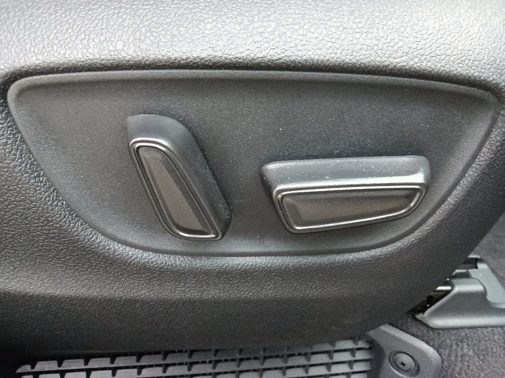 2025 Toyota Sienna Platinum 7 Passenger