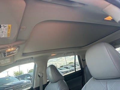 2024 Toyota Highlander Hybrid Platinum
