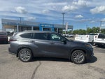 2024 Toyota Highlander Hybrid Platinum