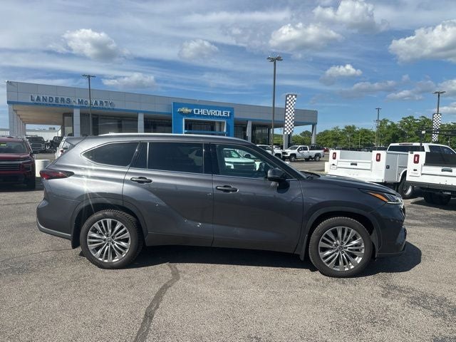 2024 Toyota Highlander Hybrid Platinum