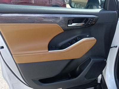 2024 Toyota Highlander Platinum