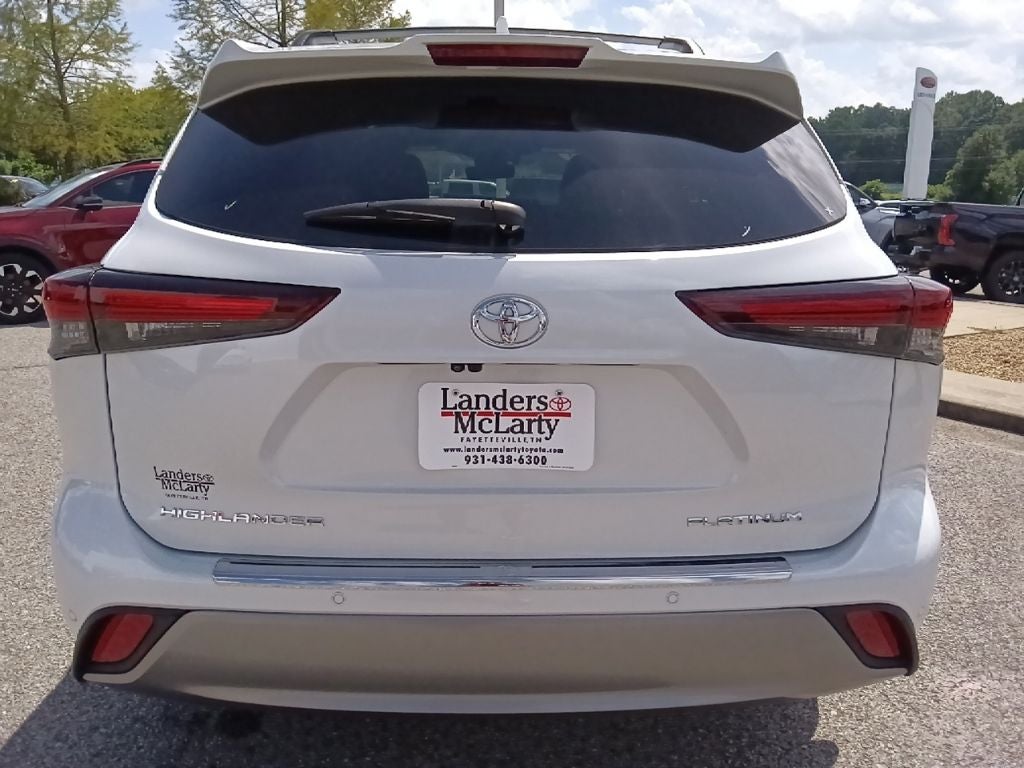 2024 Toyota Highlander Platinum