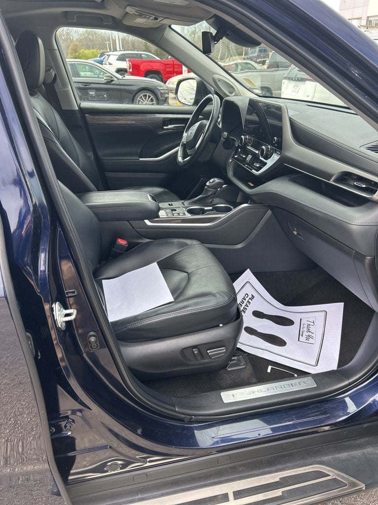 2023 Toyota Highlander L