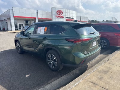 2024 Toyota Highlander XLE