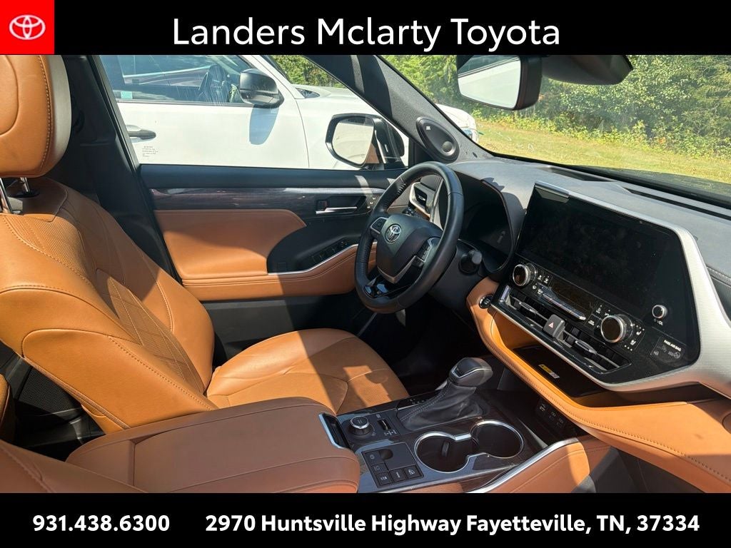 2023 Toyota Highlander Platinum
