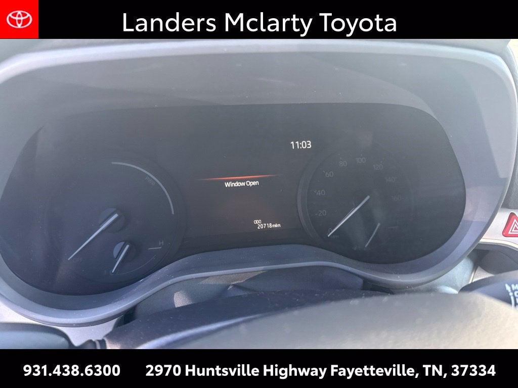 2025 Toyota Sienna LE 8 Passenger