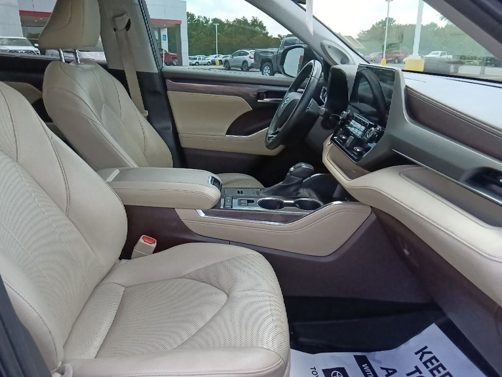 2021 Toyota Highlander Limited
