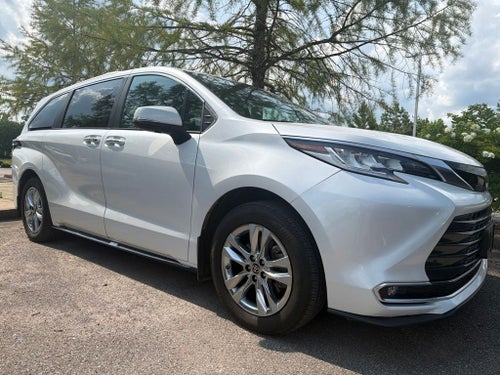 2024 Toyota Sienna Limited 7 Passenger