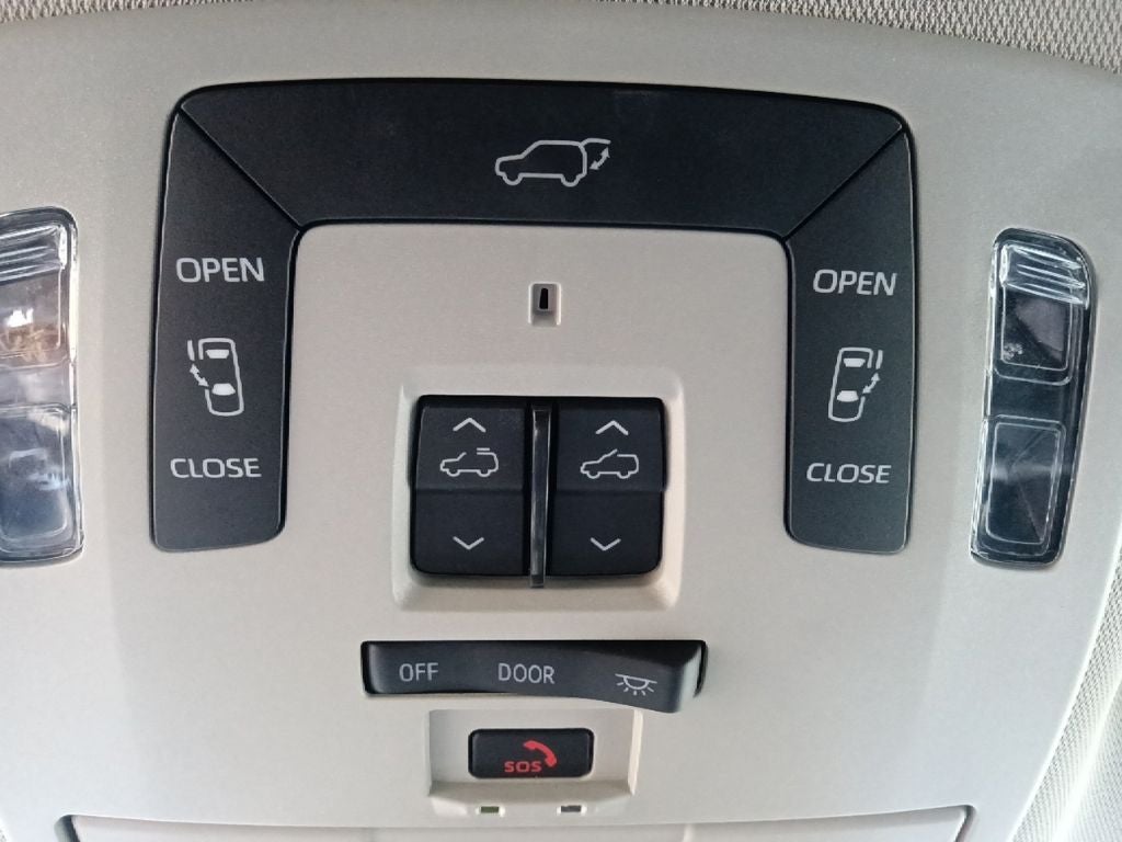 2024 Toyota Sienna Limited 7 Passenger
